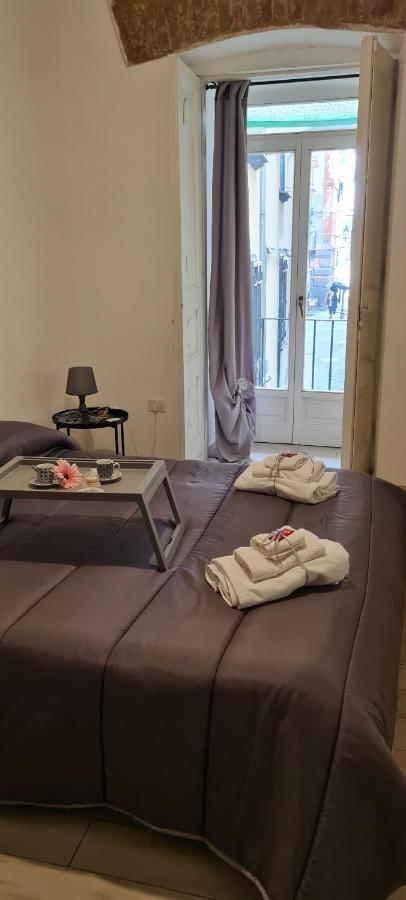 Le Ginestre In Centro Panzió Salerno Kültér fotó
